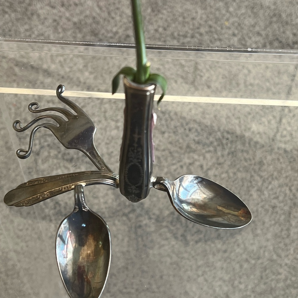 Antique silver ware bud vase - Picture 4 of 9